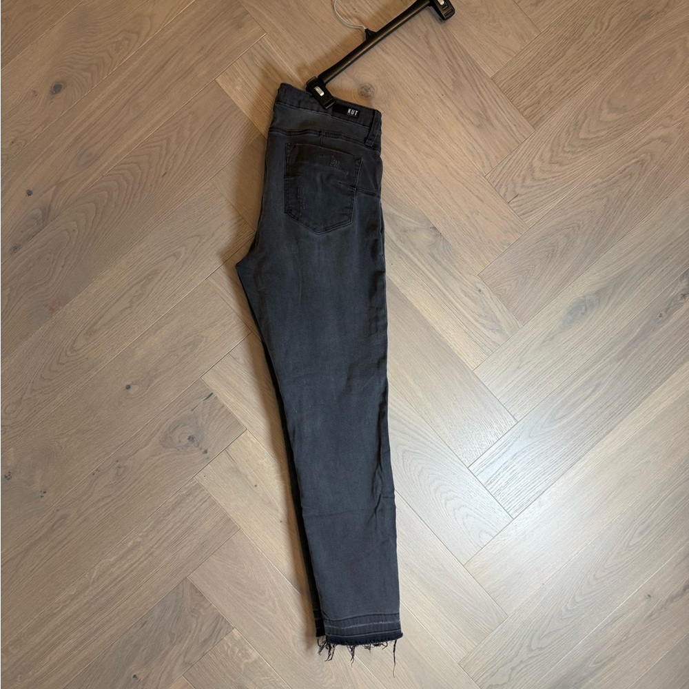 Kut from the Kloth Donna Ankle Skinny Jeans in Charcoal